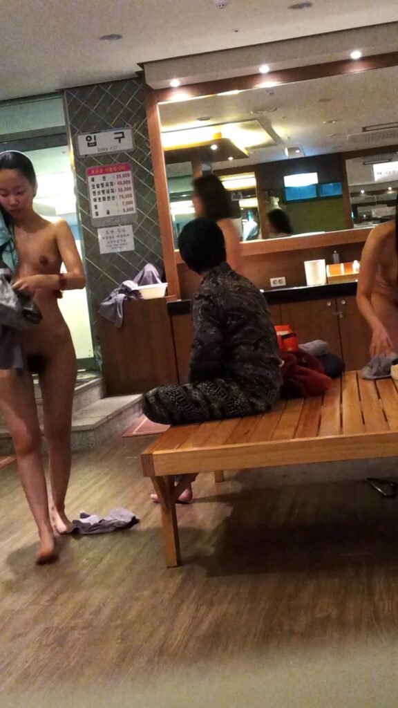 욕탕 일부분