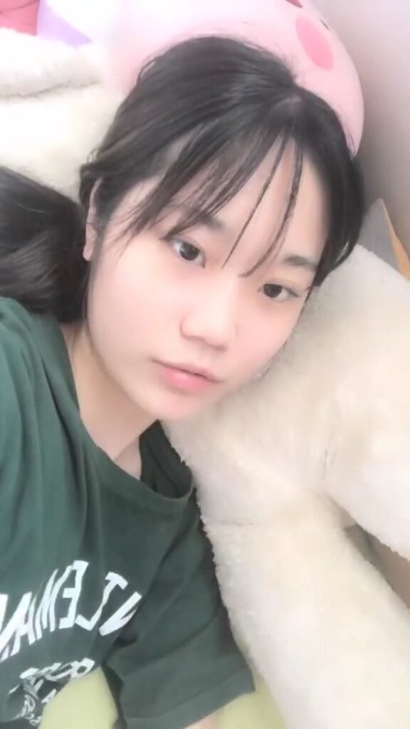 나이키 모자녀_스무살 얼공녀 자위 레젼드
