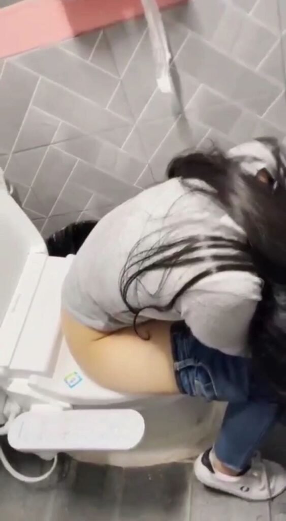 친구가 촬영한 화장실