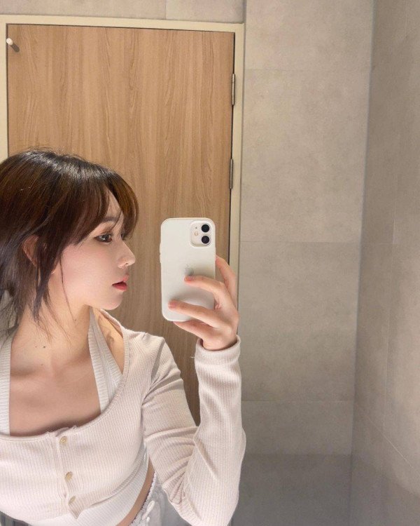 인스타 변녀윤지안(@yoon._.jian04)